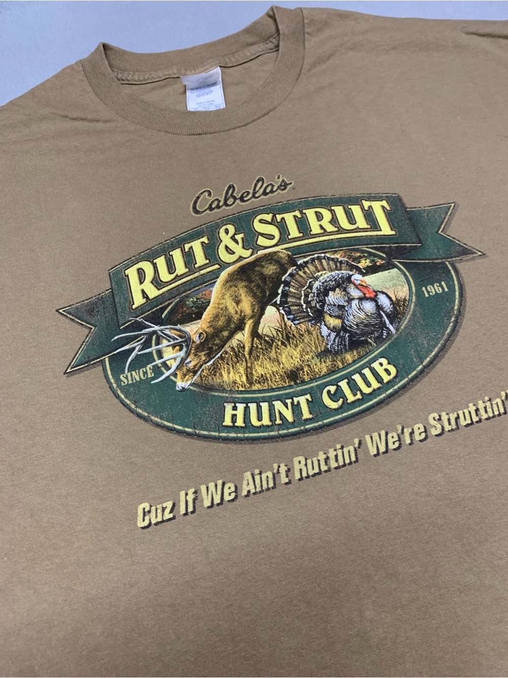 Cabela's Brown Rut & Strut Hunt Club Graphic Tee with Green and Yellow Print